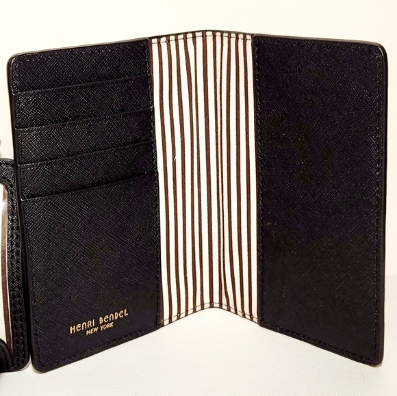 Henri bendel military passport cover and matching hb luggage tag - Picture 6 of 8